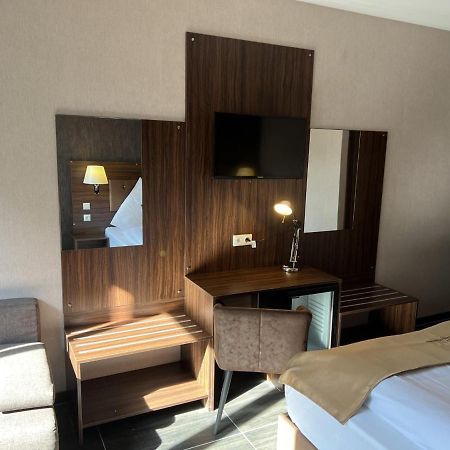 Hotel Pasa Paradies Kostenlose Parkplaetze Hanau Extérieur photo