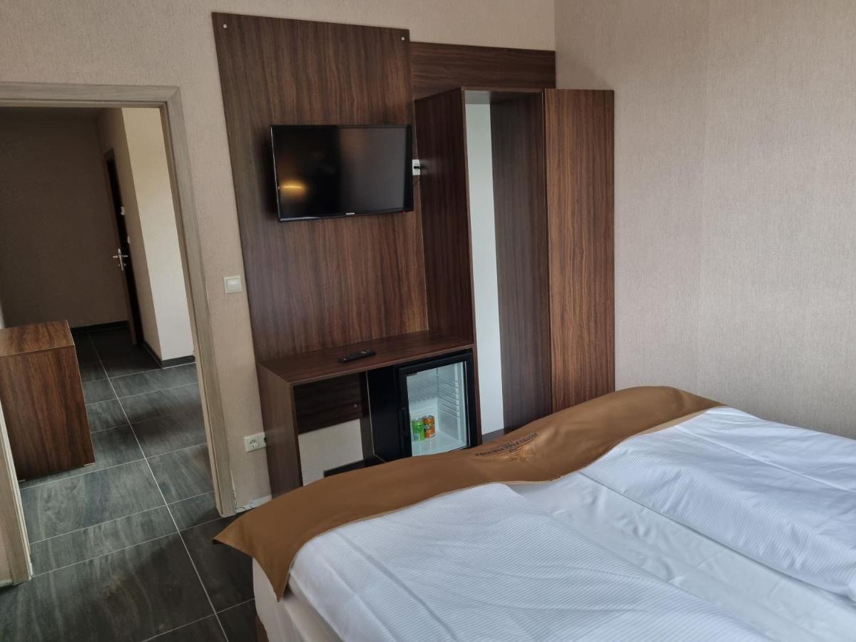 Hotel Pasa Paradies Kostenlose Parkplaetze Hanau Extérieur photo
